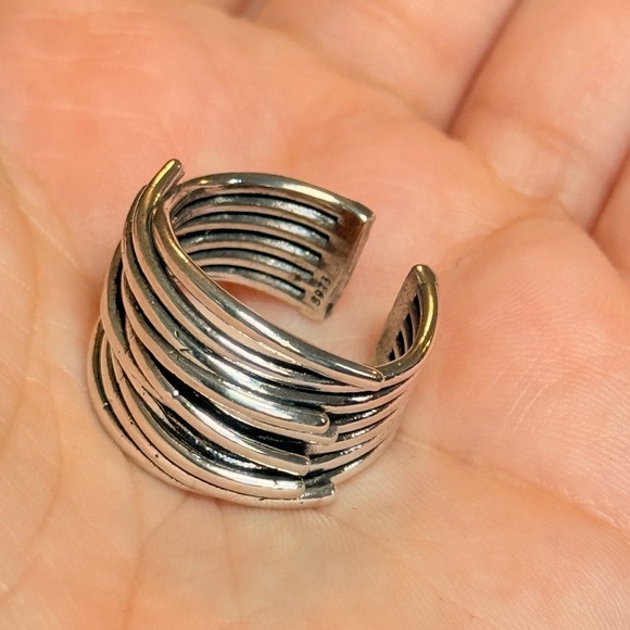 Trendy S925 Silver  Ring - Picture 3 of 7